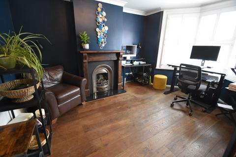 61 Albany Road, Old Windsor, Windsor, SL4 2QD