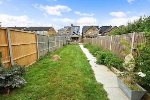 61 Albany Road, Old Windsor, Windsor, SL4 2QD