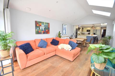 61 Albany Road, Old Windsor, Windsor, SL4 2QD