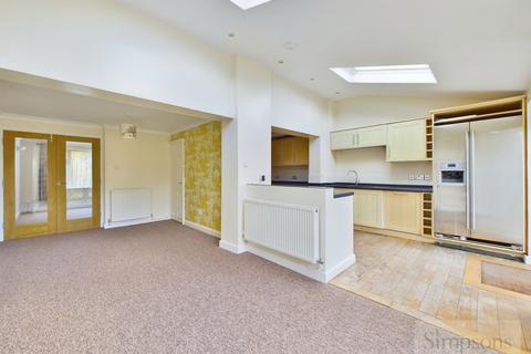 4 bedroom semi-detached house to rent, Hedge Hill Road, Wantage OX12