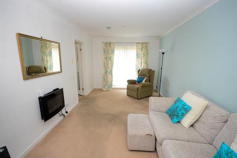 95 Chevington, Gateshead, NE10 8LA