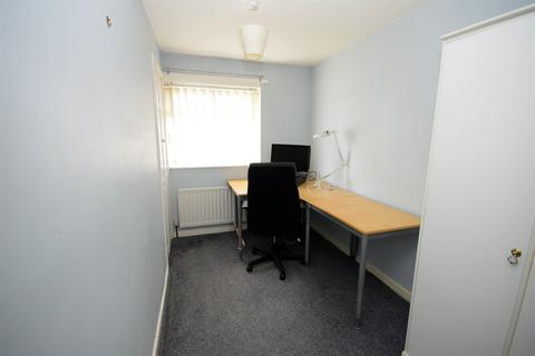 95 Chevington, Gateshead, NE10 8LA