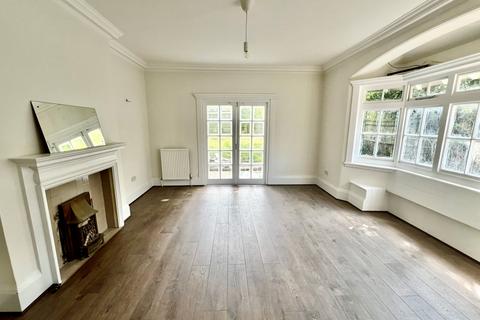 5 bedroom semi-detached house to rent, Cleveland Road, London, W13