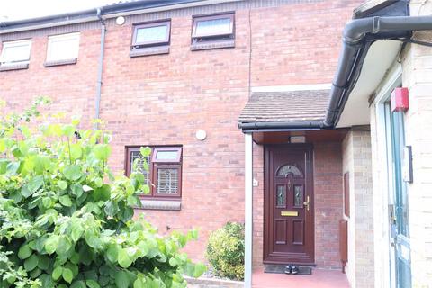 2 bedroom terraced house to rent, Hollands Walk, Basildon, SS16