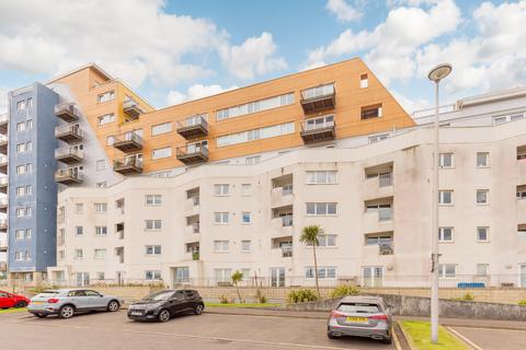 2 bedroom flat for sale, Flat 8, 3 Heron Place, EDINBURGH, EH5 1GG