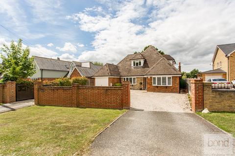 5 bedroom chalet for sale, Southend Road, Chelmsford CM2