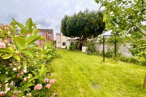 2 bedroom end of terrace house for sale, Vicarage Hill, Clifton Upon Dunsmore, Rugby, CV23 0DG