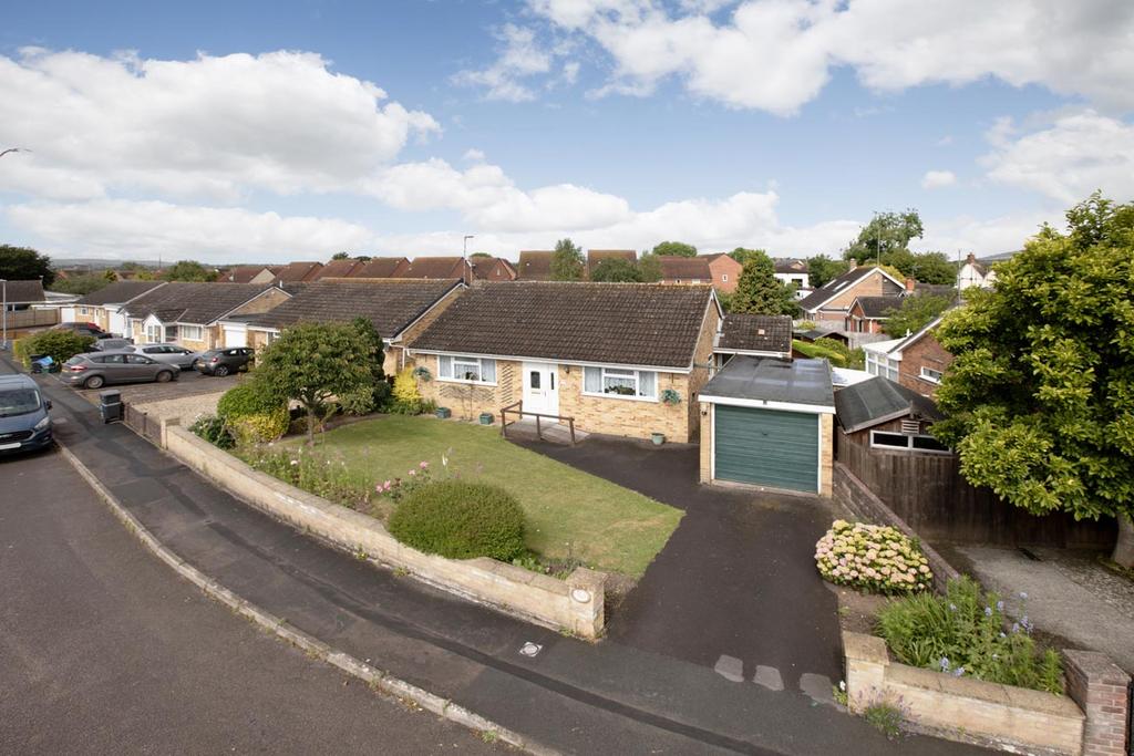 Sylvan Way, Monkton Heathfield TA2 2 bed detached bungalow for sale £