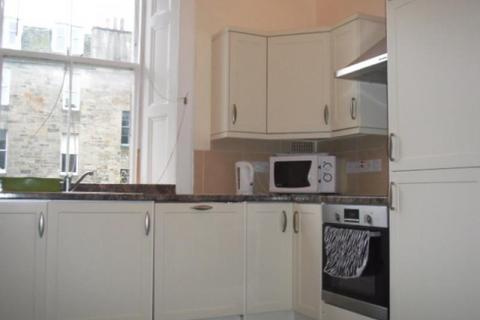 3 bedroom flat to rent, Gilmore Place, Edinburgh EH3