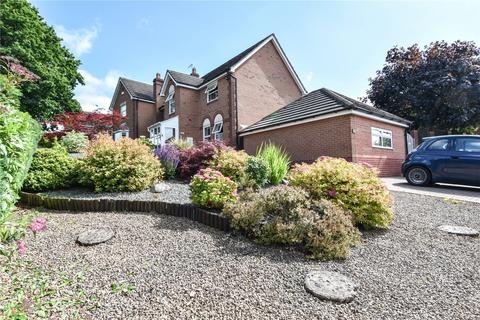4 bedroom detached house to rent, Bredon Road, Bromsgrove, Worcestershire, B61