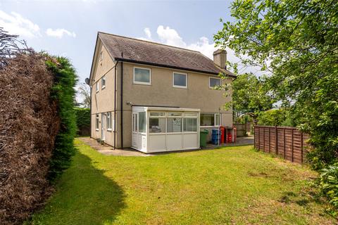 4 bedroom detached house for sale, Morfa Bychan, Porthmadog, Gwynedd, LL49