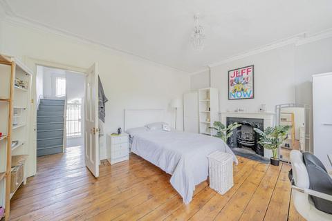 4 bedroom terraced house for sale, Camberwell New Road, Camberwell SE5