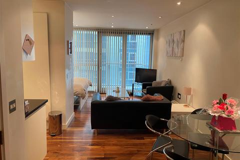 Studio to rent, The Edge , Salford M3