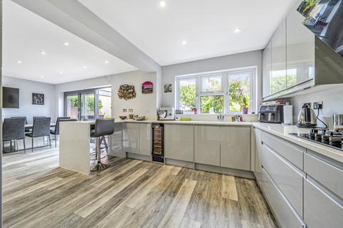 26 Beauchief Close, Lower Earley, Reading, RG6 4HY
