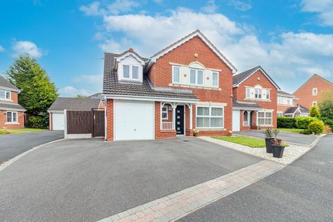 5 bedroom detached house for sale, Penshurst Road, The Oakalls, Bromsgrove. B60 2SN