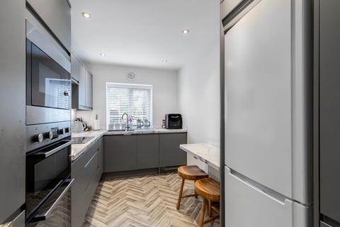 2 Back O The Beck, Skipton, BD23 1PH