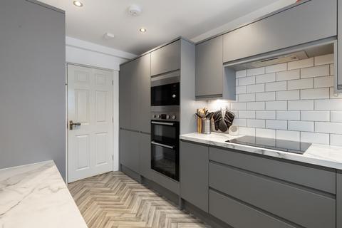 2 Back O The Beck, Skipton, BD23 1PH