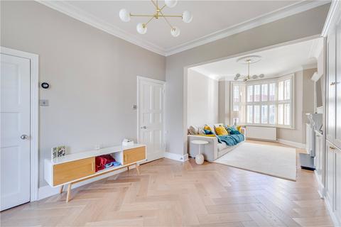 17 Stuart Road, London, SW19 8DJ