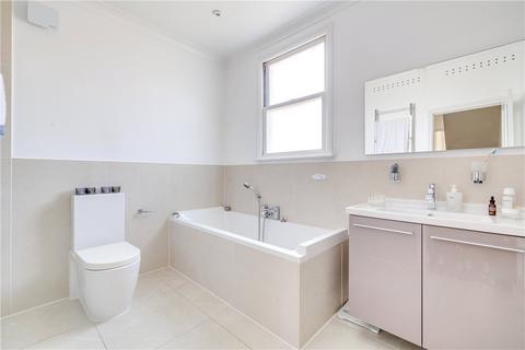 17 Stuart Road, London, SW19 8DJ