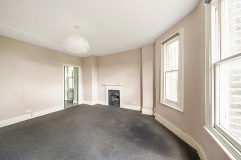 2 bedroom flat to rent, Coniston Road Muswell Hill N10