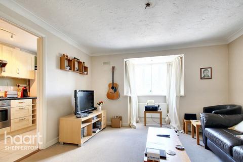 undefined, Dutch Barn Close, Staines-upon-Thames