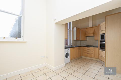 2 bedroom apartment to rent, Woodford Green, Essex IG8