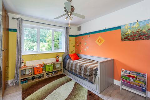 1 Shenstone Close, Dartford, DA1 4DP