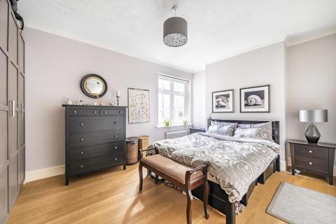 4 bedroom flat for sale, Cholmley Gardens, West Hampstead