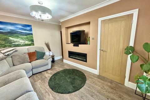 59 Alltwen Hill, Pontardawe, Swansea, SA8 3BP