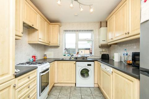 3 bedroom terraced house for sale, Quilter Road, Basingstoke, Hampshire