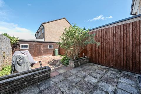 9 Varley Way, Mitcham, CR4 3WZ