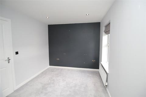 2 bedroom terraced house to rent, Port Lane, Colchester, CO1