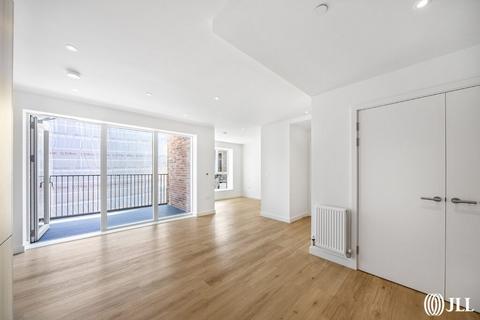 Studio to rent, Mary Neuner Road London N8