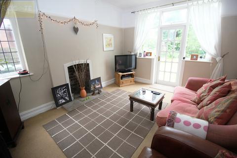 3 bedroom semi-detached house for sale, Hazel Grove Urmston