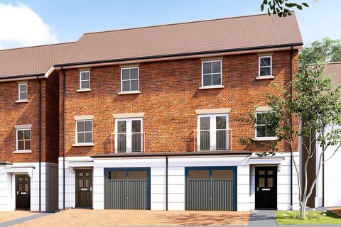 4 bedroom terraced house for sale, Plot 71, Hazel, The Grange, Manteo Way, Bideford, Devon, EX39