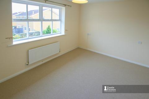 2 bedroom terraced house to rent, Marham Close, Sneinton Vale, Nottingham, NG2 4GR