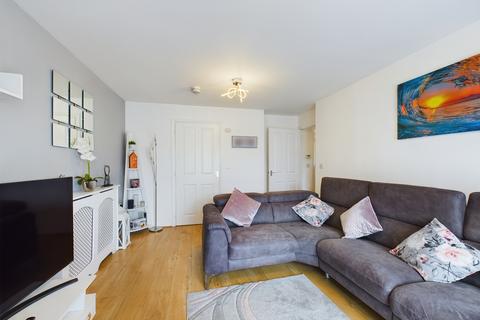 2 bedroom flat for sale, Tudor Crescent, Portsmouth PO6