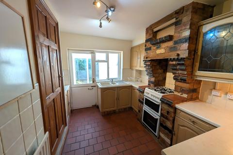 2 bedroom terraced house to rent, Greenfield Road, Harborne, Birmingham, B17