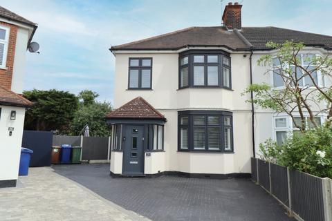 3 bedroom semi-detached house for sale, Nutberry Avenue, Grays RM16