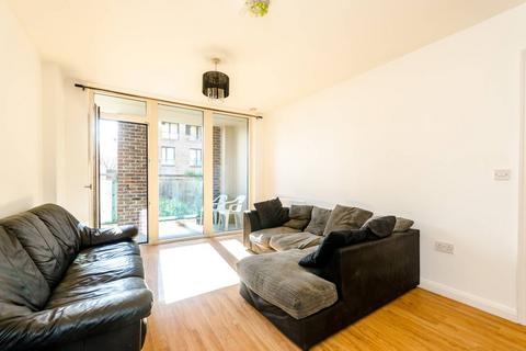 2 bedroom flat to rent, Church Street, Stratford, London, E15