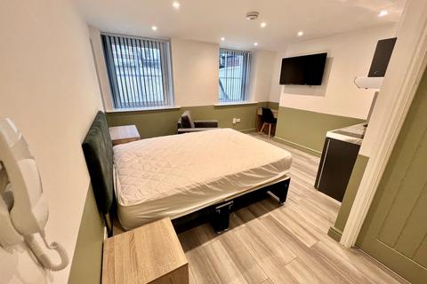 Studio to rent, John Street, Sunderland, SR1