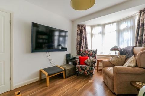 69 Goodwin Road, London, N9 0EN