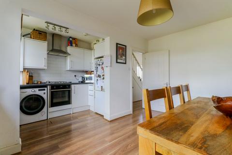 69 Goodwin Road, London, N9 0EN