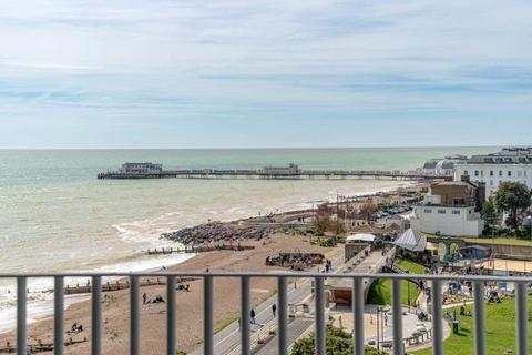 2 bedroom flat for sale, Brighton Road, Worthing, West Sussex, BN11