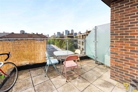 2 bedroom flat for sale, Abode Apartments, 175 Devons Road, Bow, London, E3
