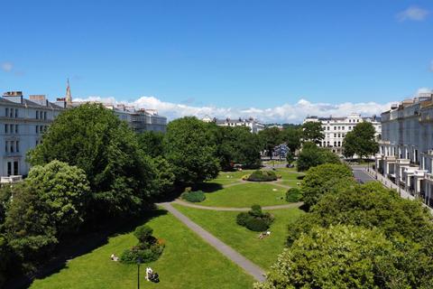 1 bedroom flat for sale, Palmeira Square, Hove, BN3