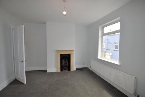 3 bedroom terraced house to rent, Victoria Street, Gloucestershire GL50