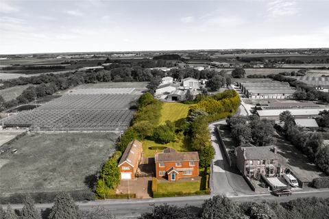 3 bedroom detached house for sale, Blackgate Lane, Preston PR4