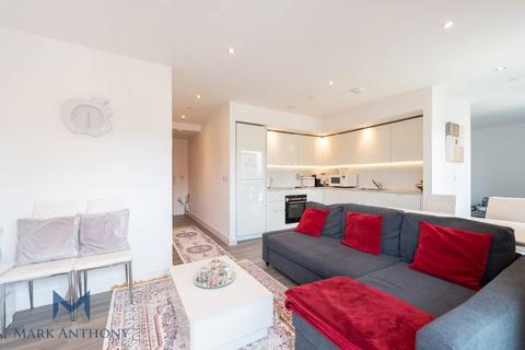 1 bedroom apartment for sale, Kew Court, London, NW9