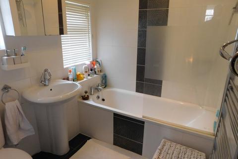 1 bedroom flat to rent, Holly Park Road, Hanwell